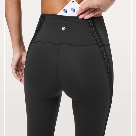 Lululemon🍋 Power Lines Pant Legging
Black / Meisai Ice Grey Black Size 4 - Picture 4 of 4